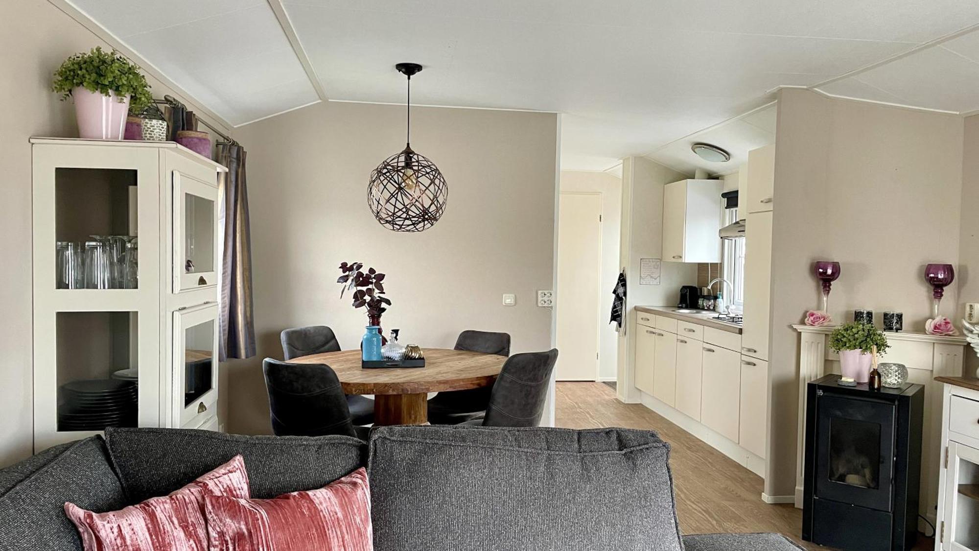 Chalet Makkum C99B Met Prive Gelegen Tuin Aan Het Water Kültér fotó