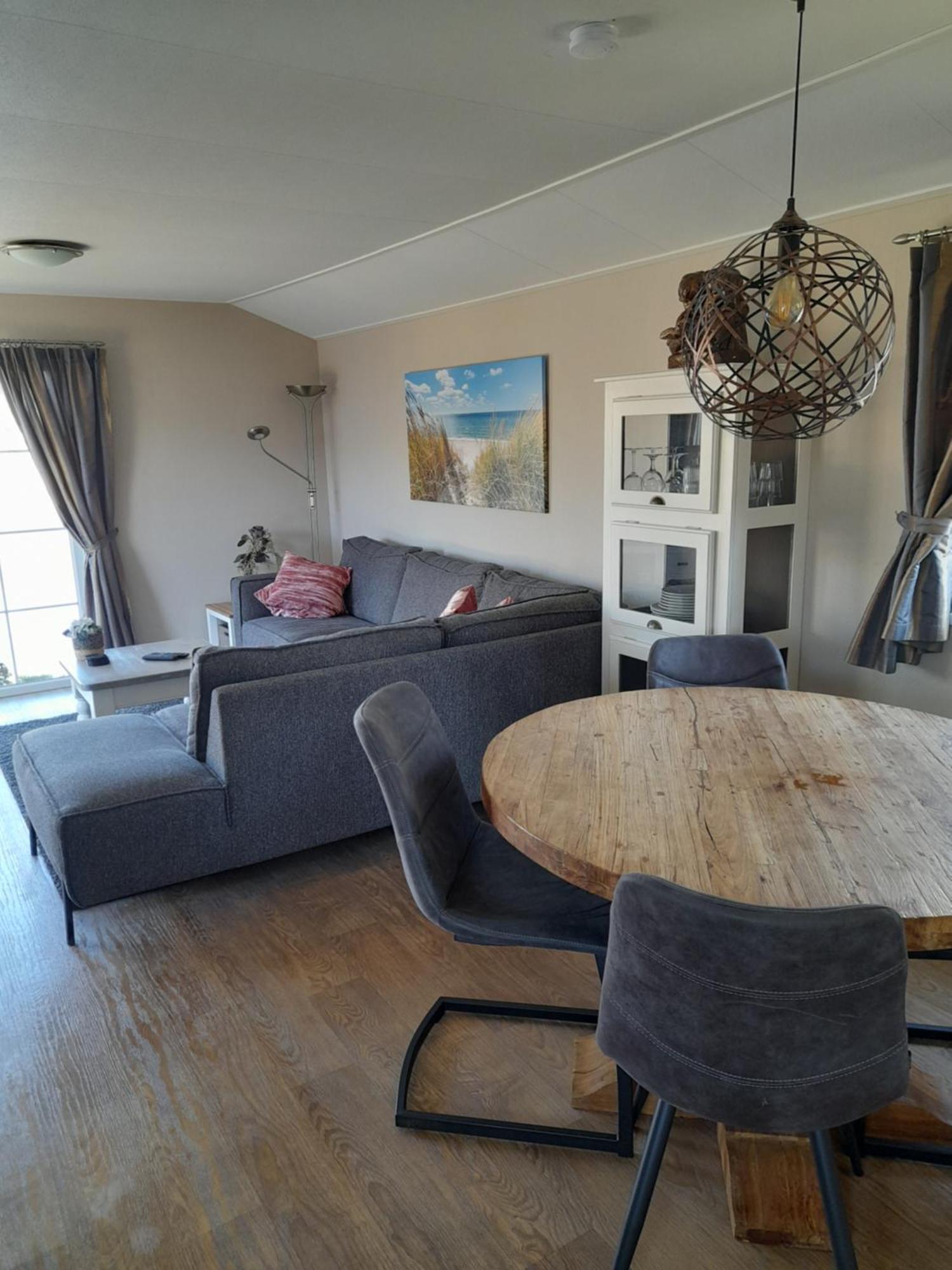Chalet Makkum C99B Met Prive Gelegen Tuin Aan Het Water Kültér fotó