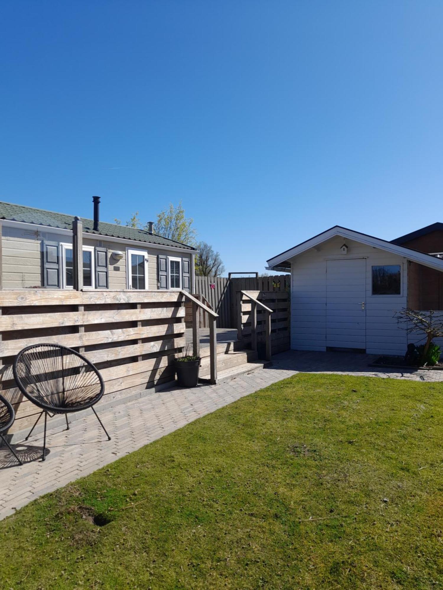 Chalet Makkum C99B Met Prive Gelegen Tuin Aan Het Water Kültér fotó
